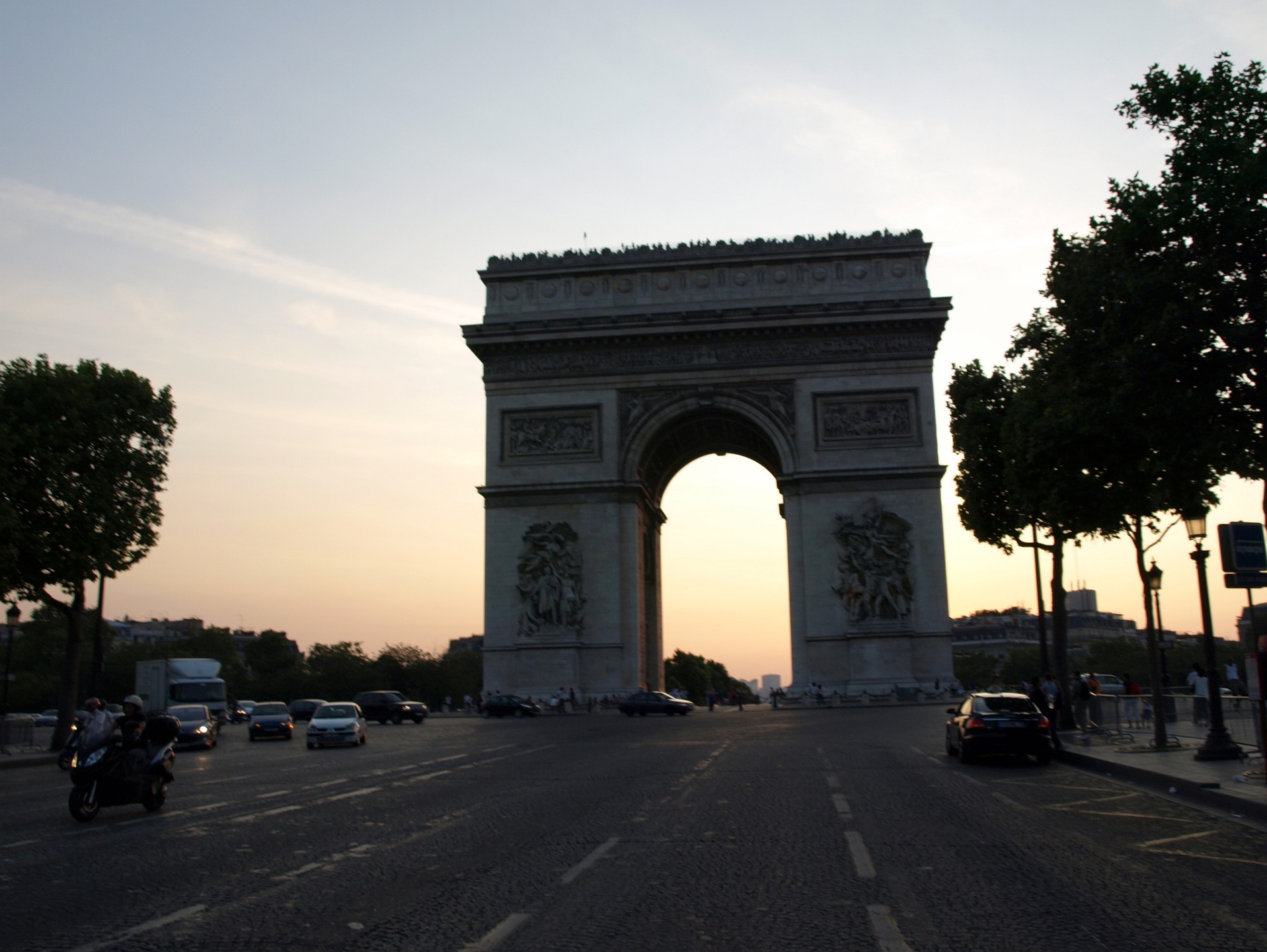 Quick Shot Crossing the Street to the Champs Elysees